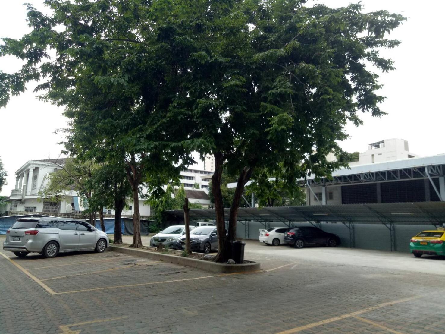 Komol Residence Banguecoque Exterior foto